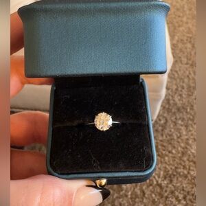 2ct Moissanite solitaire .925 sterling silver